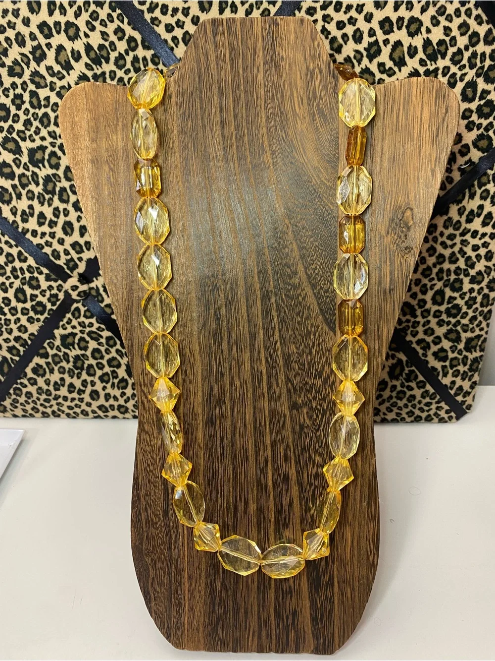Vintage Faceted Golden Yellow Bead Statement Necklace 28” Total Length